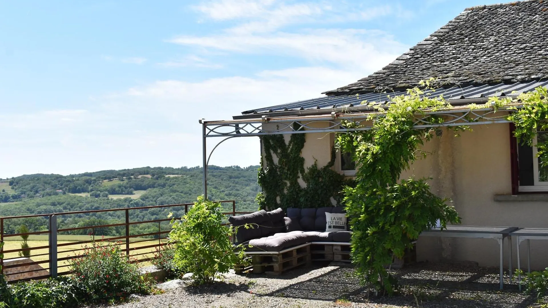 Les Carbonniers Villa Saint-André-de-Najac